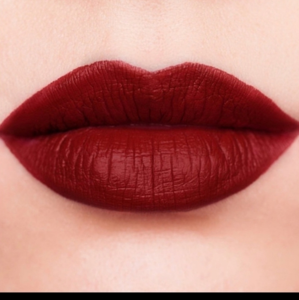 NEW! JEFFREE STAR ⭐️ VELOUR LIQUID LIPSTICK Cut Throat Love Dark Brick Red